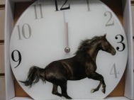 Часы Gray's "Вороная лошадь" круглые